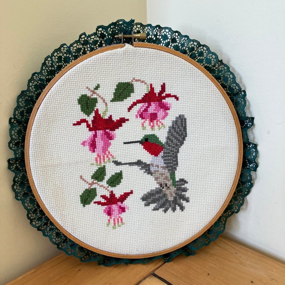 Hummingbird Completed Cross Stitch Hoop Framed Embroidery 10"